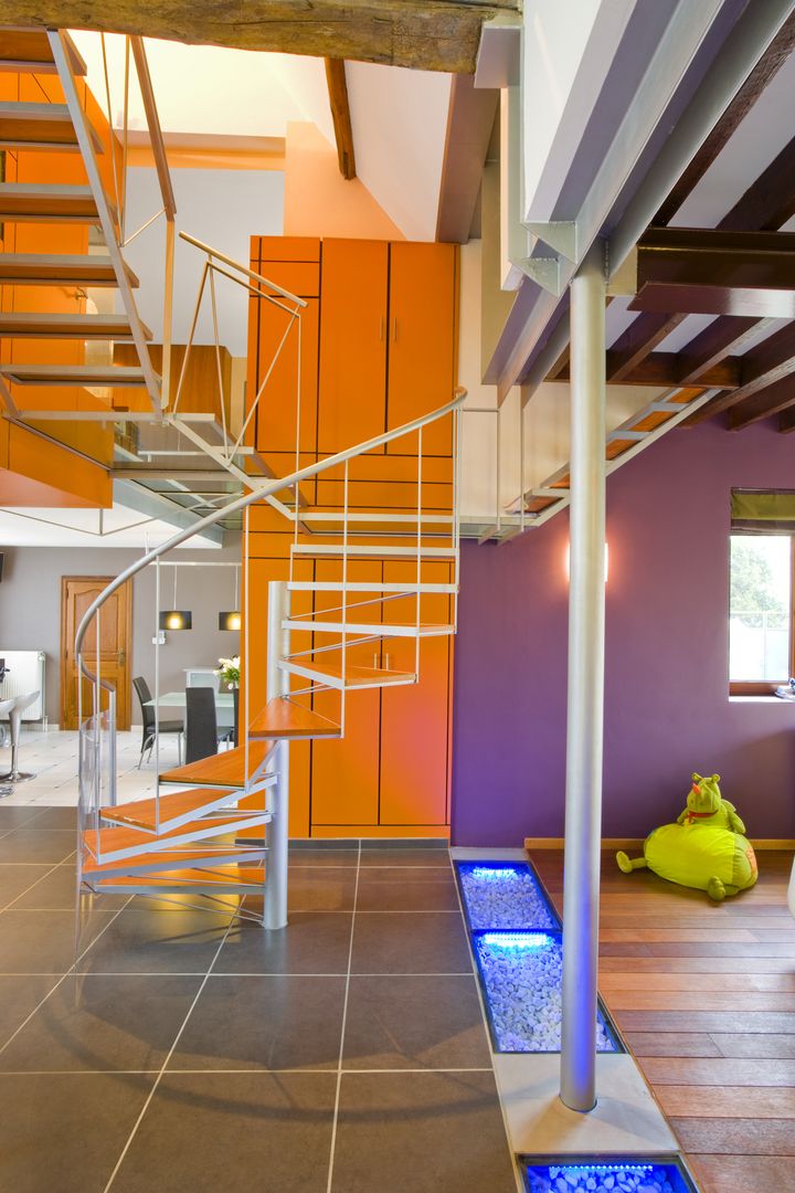 Habitation JSP, VORTEX atelier d'architecture VORTEX atelier d'architecture Modern corridor, hallway & stairs