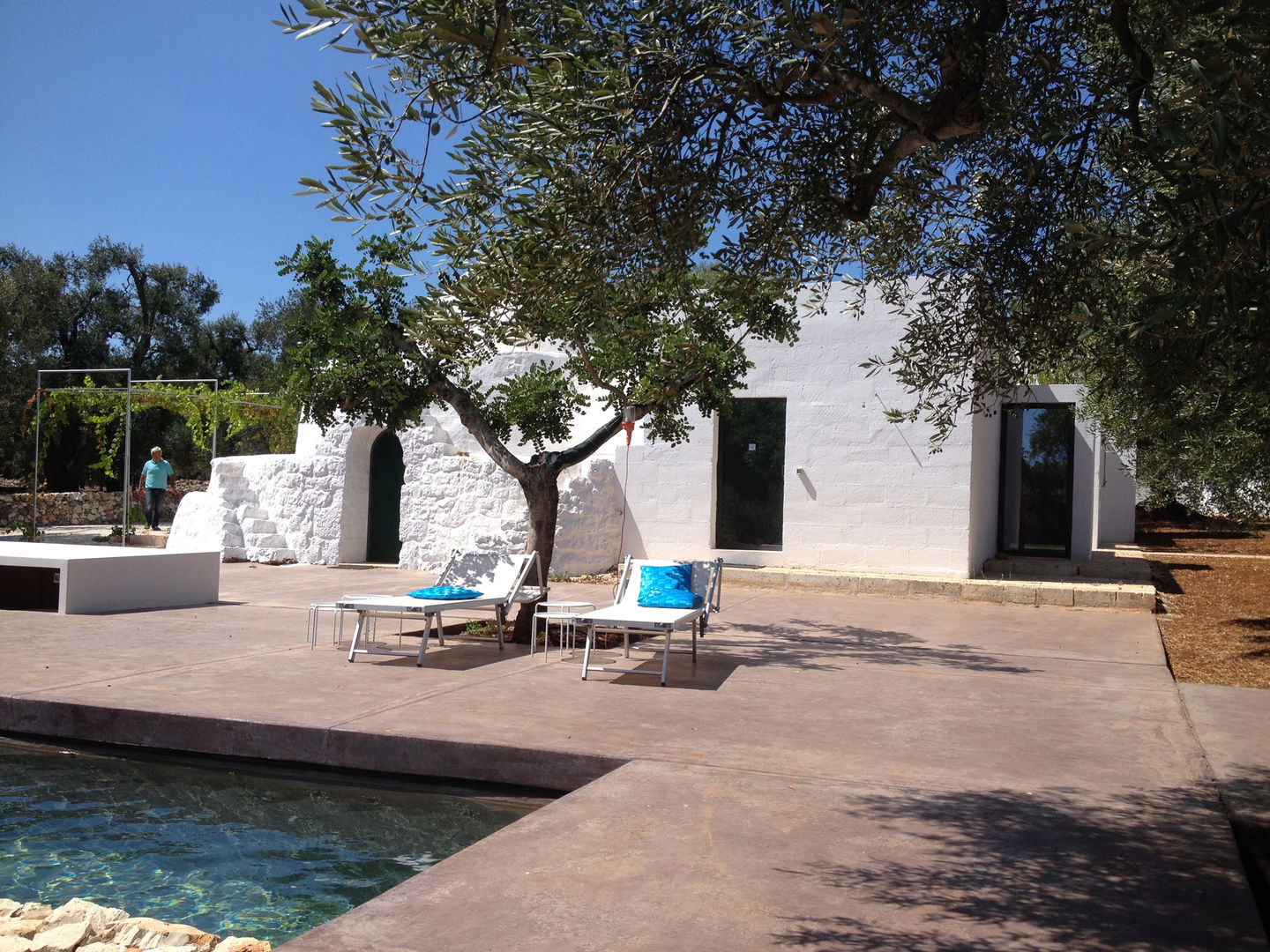 trullo con piscina, gabriele pimpini architetto gabriele pimpini architetto منازل