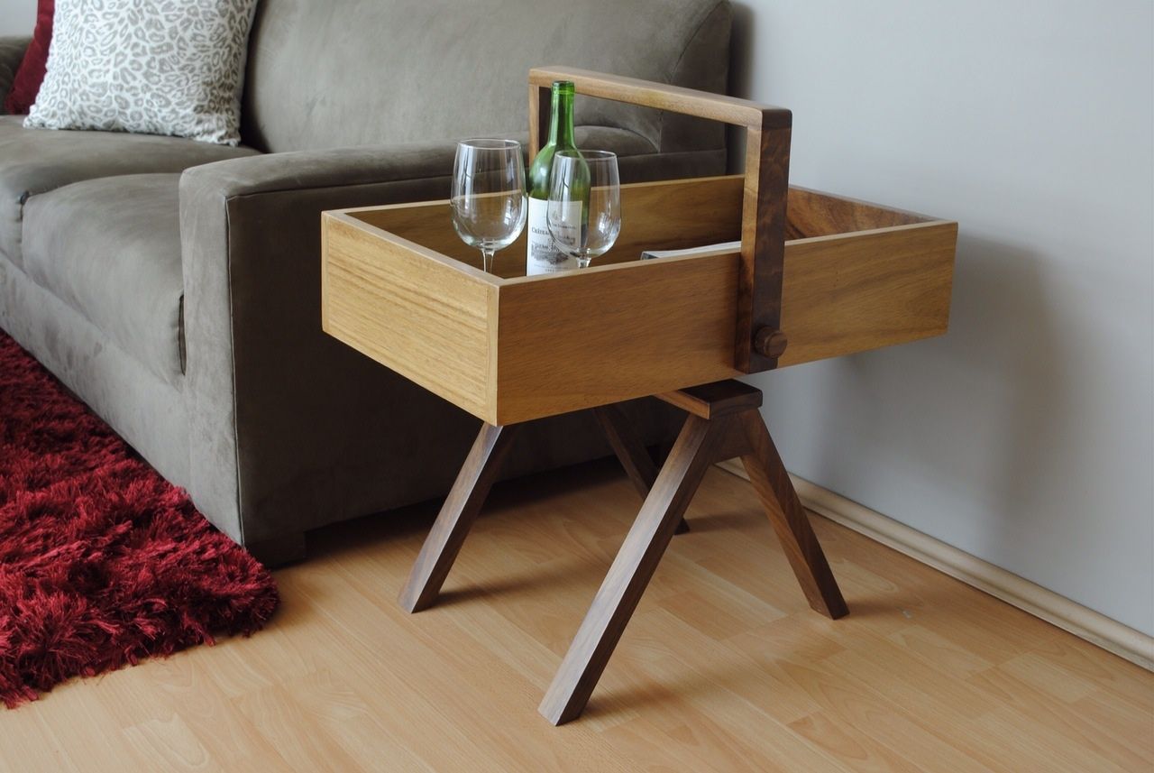 MESA LATERAL TIPO CANASTA DE PAROTA, MADERA MADERA Living room Wood Wood effect Side tables & trays