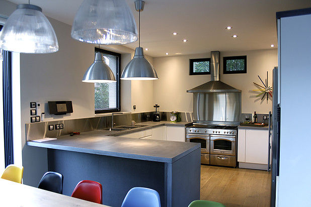 homify Modern kitchen