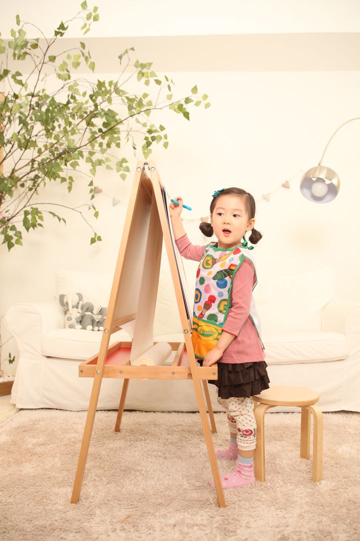 미니책상의자세트, 토끼네집 토끼네집 Scandinavian style nursery/kids room Desks & chairs