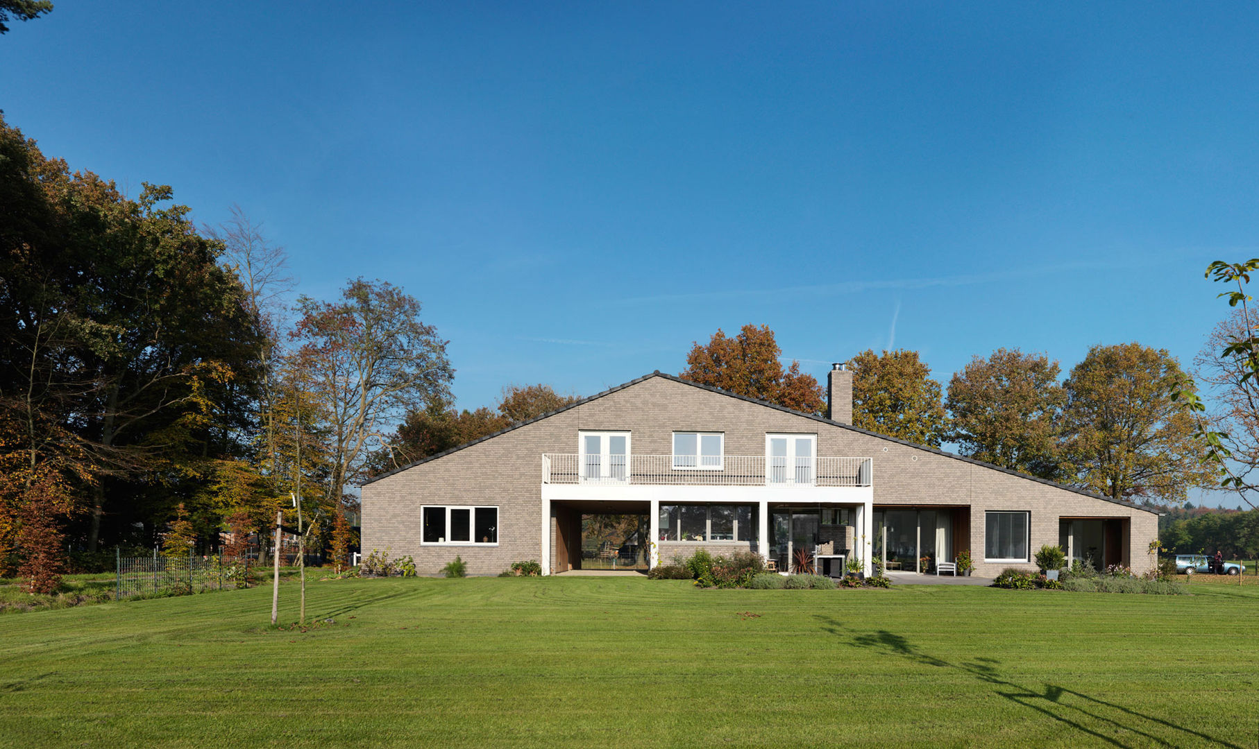 Woonhuis Doorn, De Zwarte Hond De Zwarte Hond Country style houses Bricks