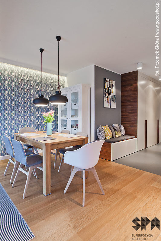 homify Modern dining room