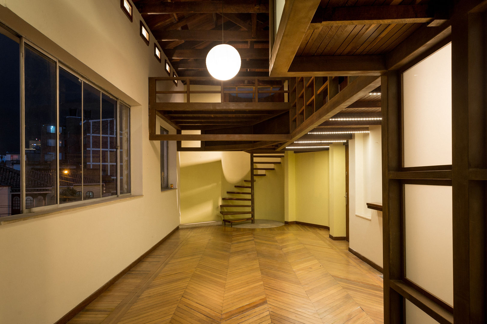 Refurbishment in Teusuillo, Bogotá, SDHR Arquitectura SDHR Arquitectura ห้องนั่งเล่น ไม้ Wood effect