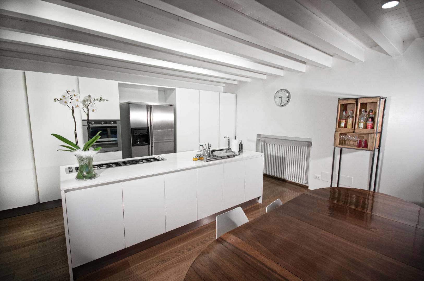 Cucina abitazione, Laboratorio Laboratorio 現代廚房設計點子、靈感&圖片