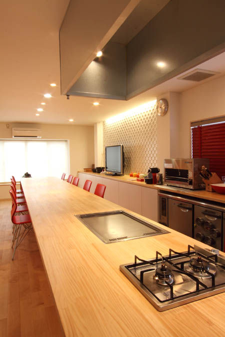 U邸 renovation, 株式会社アマゲロ / amgrrow Co., Ltd. 株式会社アマゲロ / amgrrow Co., Ltd. Cucina eclettica