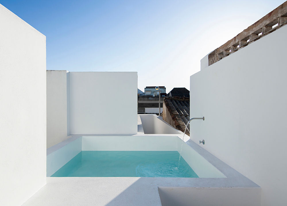 Casa ALM, Estudio ODS Estudio ODS Balcones y terrazas minimalistas