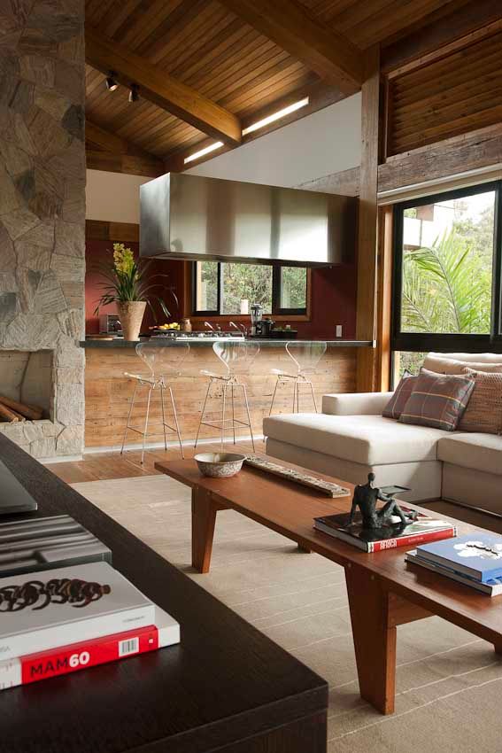 Mountain House, David Guerra Arquitetura e Interiores David Guerra Arquitetura e Interiores Rustic style house