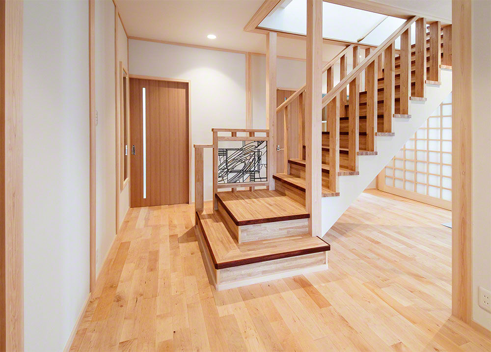 本格木造住宅のステンドグラス, マルグラスデザインスタジオ マルグラスデザインスタジオ Escaleras Vidrio Escaleras