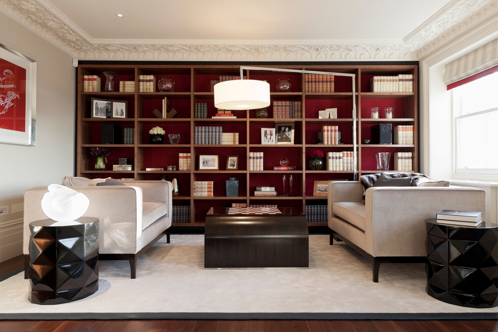 Lancasters Show Apartments - Living Room and Study LINLEY London Гостиная в стиле модерн