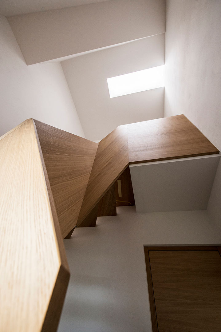 Villa Gries, noa* - network of architecture noa* - network of architecture Modern corridor, hallway & stairs