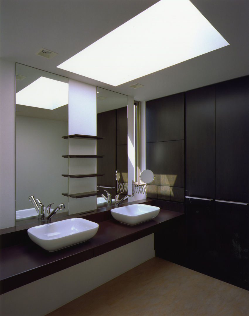 G-house 「展望の家」, Architect Show Co.,Ltd Architect Show Co.,Ltd Modern bathroom