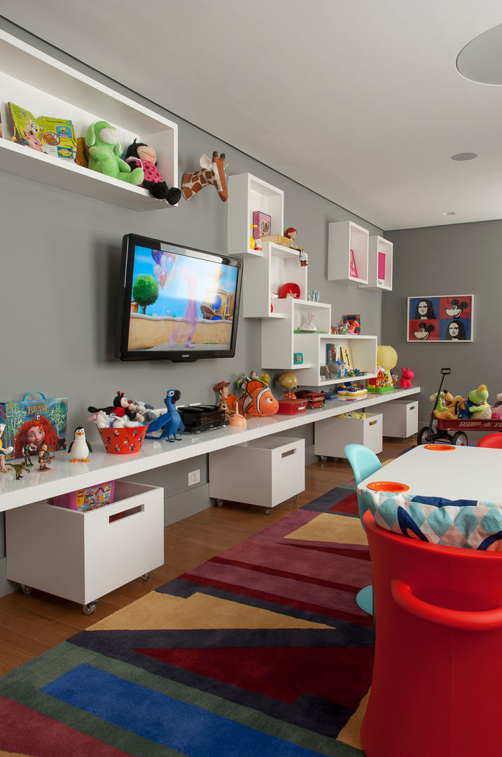 Apartamento Itacolomi, Antônio Ferreira Junior e Mário Celso Bernardes Antônio Ferreira Junior e Mário Celso Bernardes Modern nursery/kids room