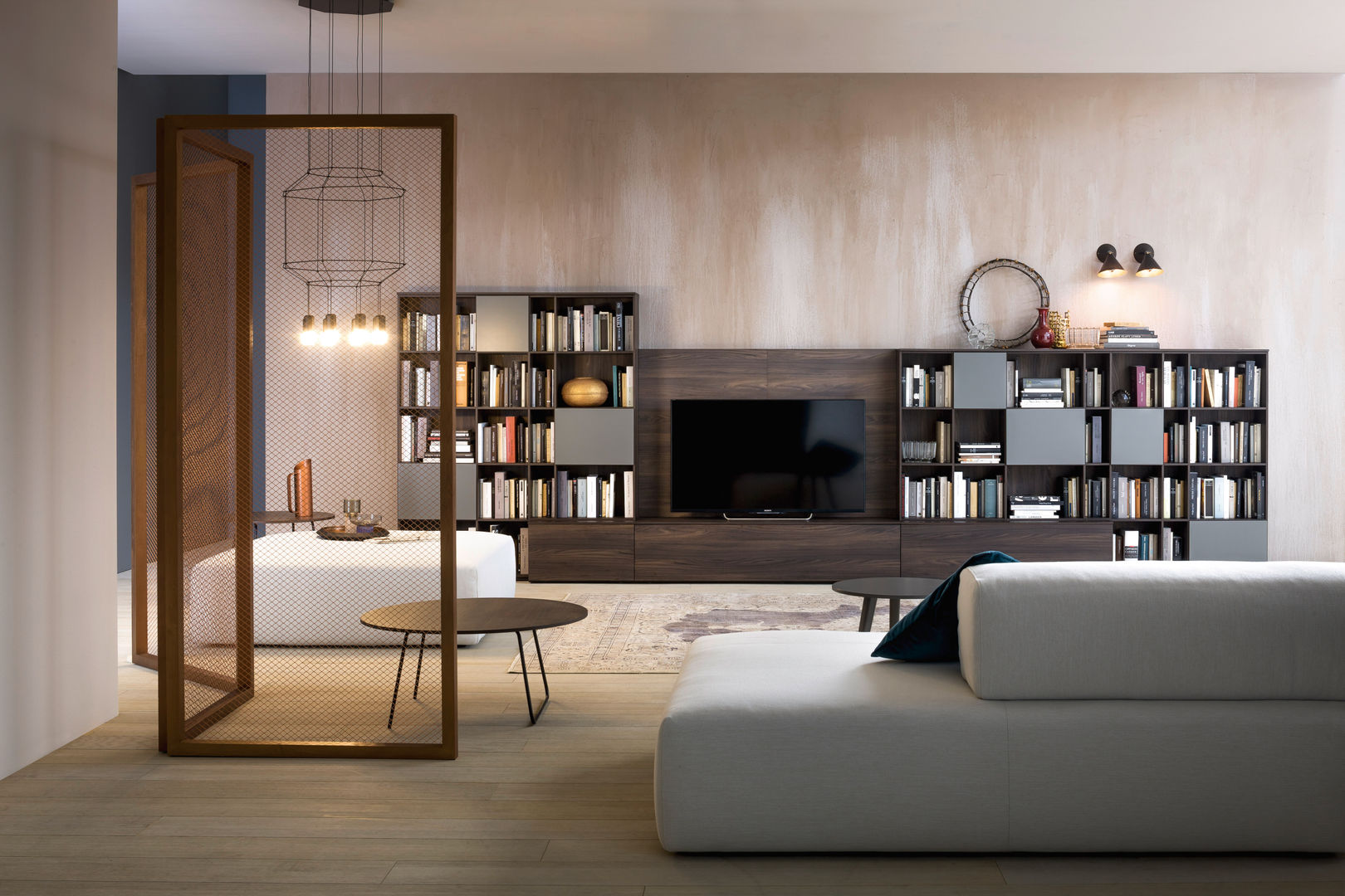 homify 现代客厅設計點子、靈感 & 圖片 木頭 Wood effect 沙發與扶手椅