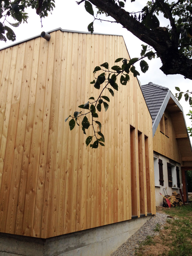 Extension Maison FP, FAVRE LIBES Architectes FAVRE LIBES Architectes Casas modernas: Ideas, diseños y decoración Madera Acabado en madera