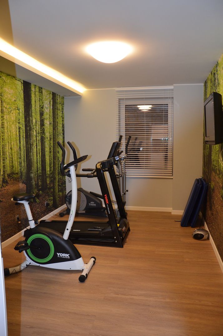 homify Modern gym