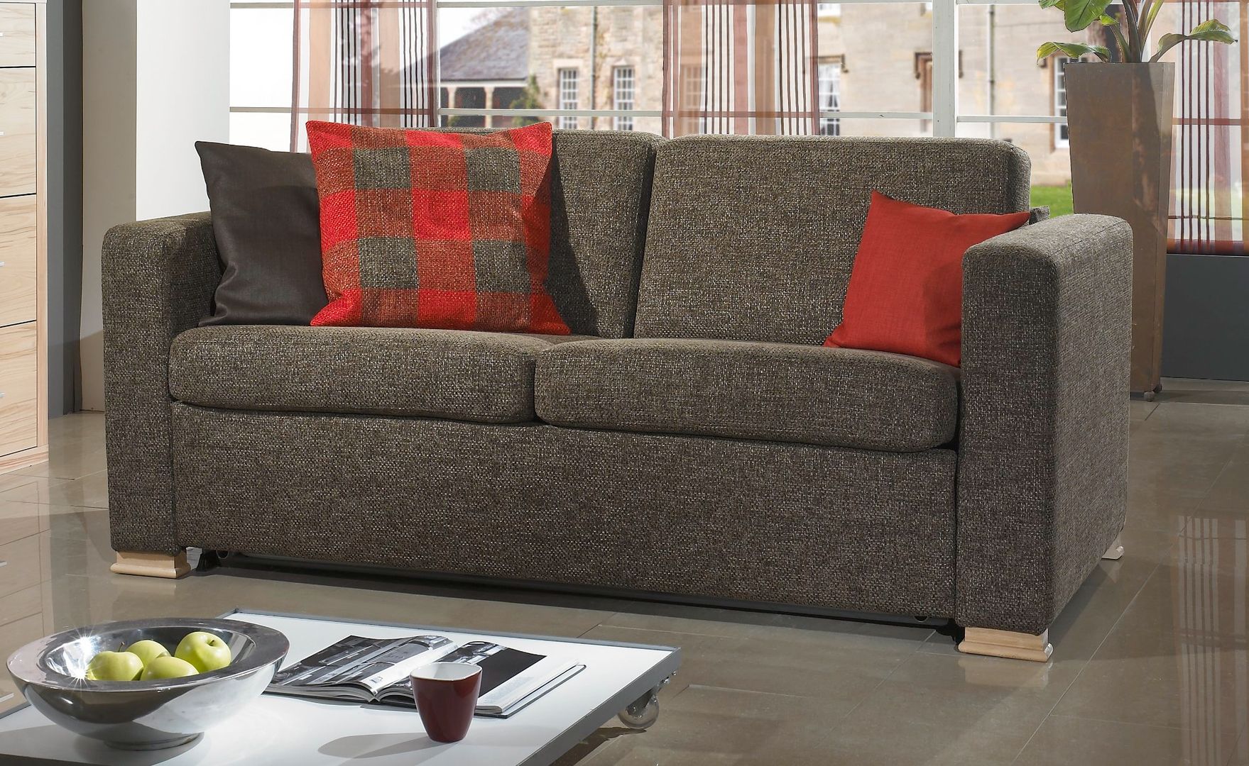 Schlafsofa mit Matratze von sessel-manufaktur.de, Sawazki und Neufeld GbR Sawazki und Neufeld GbR Salas de estar modernas Sofás e divãs