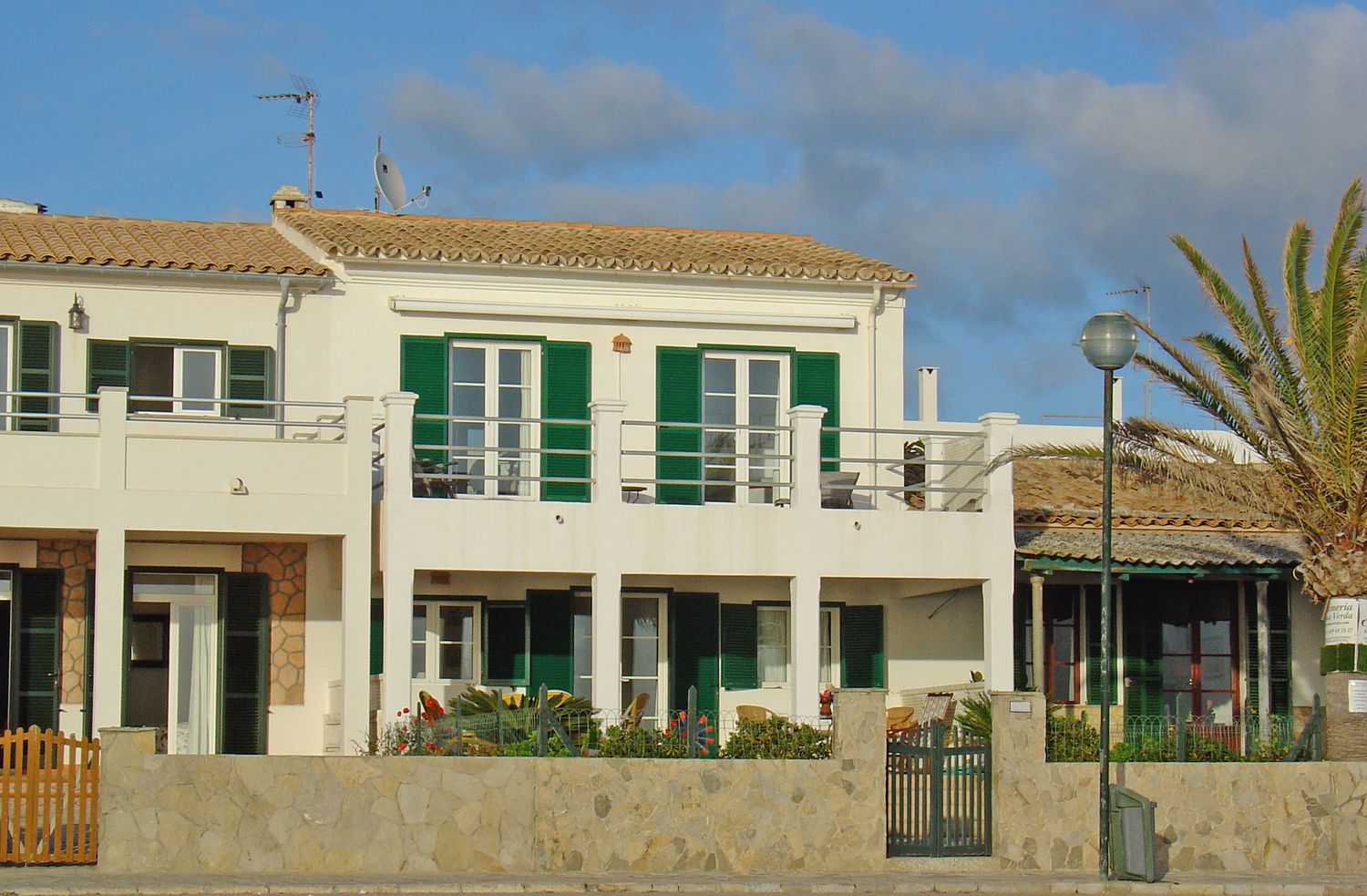 Casa junto al mar, C/Pou, 30 bajos C/Pou, 30 bajos Будинки