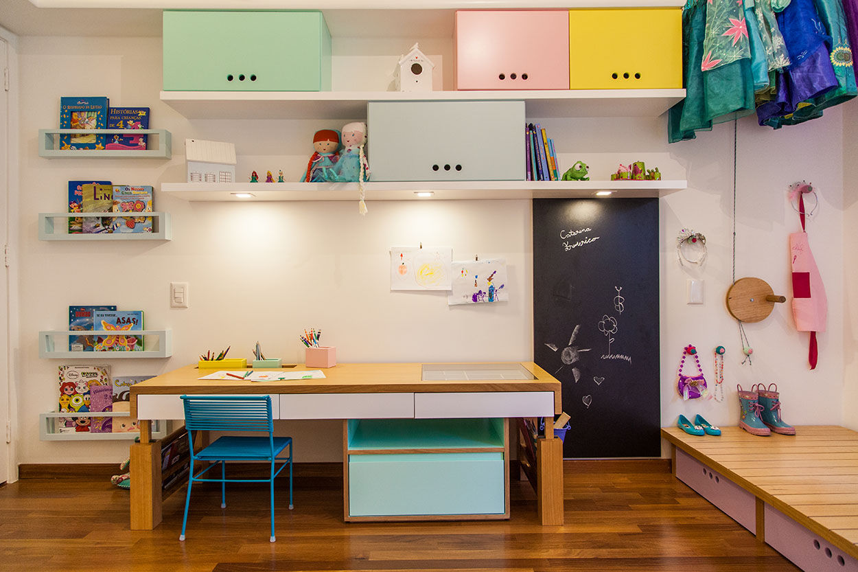 Quarto da Catarina, Hana Lerner Arquitetura Hana Lerner Arquitetura Quarto infantil minimalista