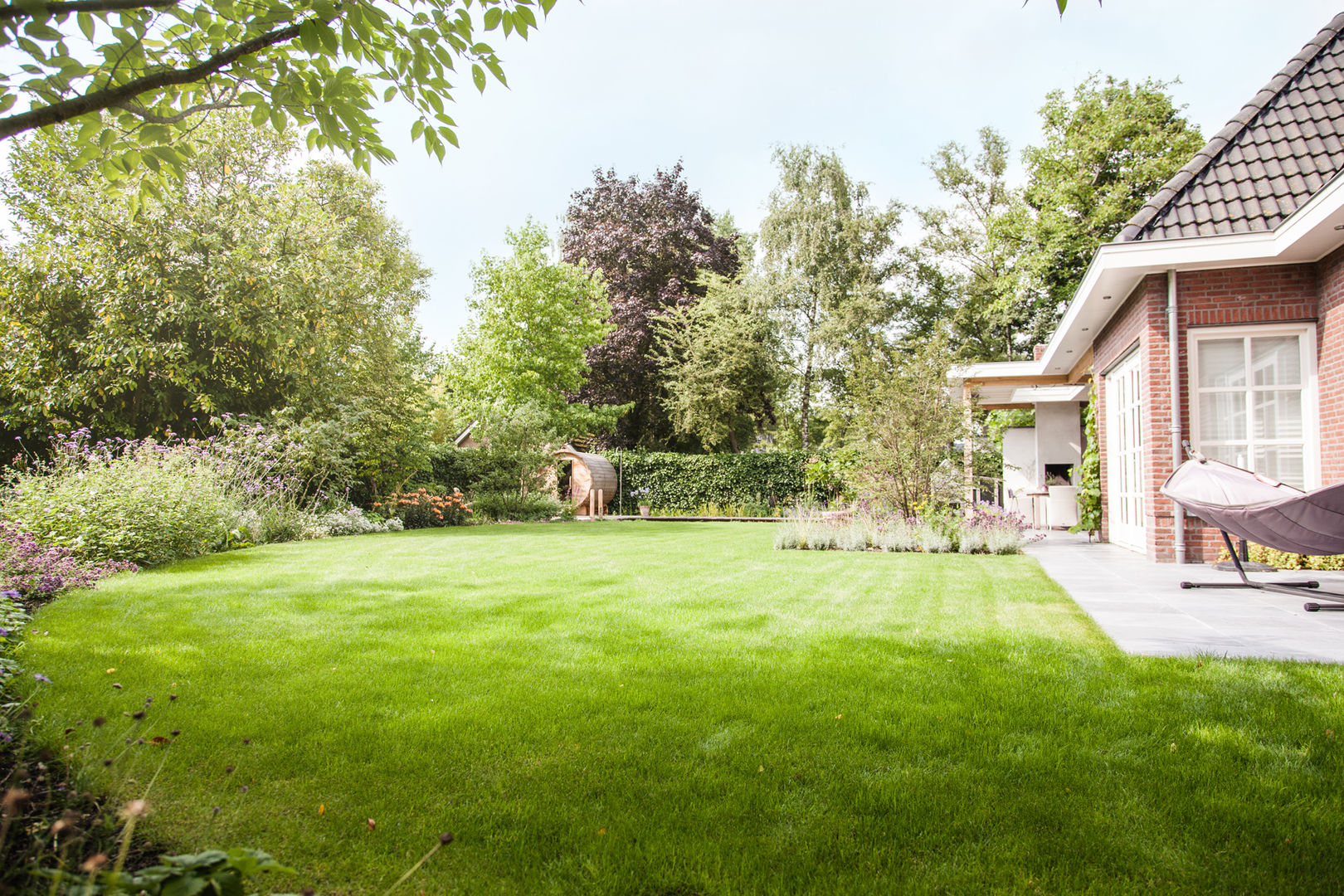 Wellness tuin verbonden met het landschap, Studio REDD exclusieve tuinen Studio REDD exclusieve tuinen Kırsal Bahçe