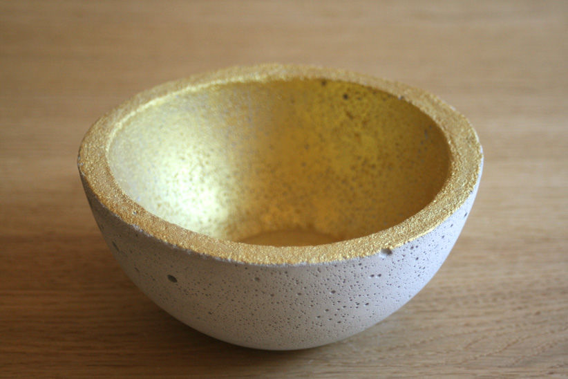 Betonschale Gold
