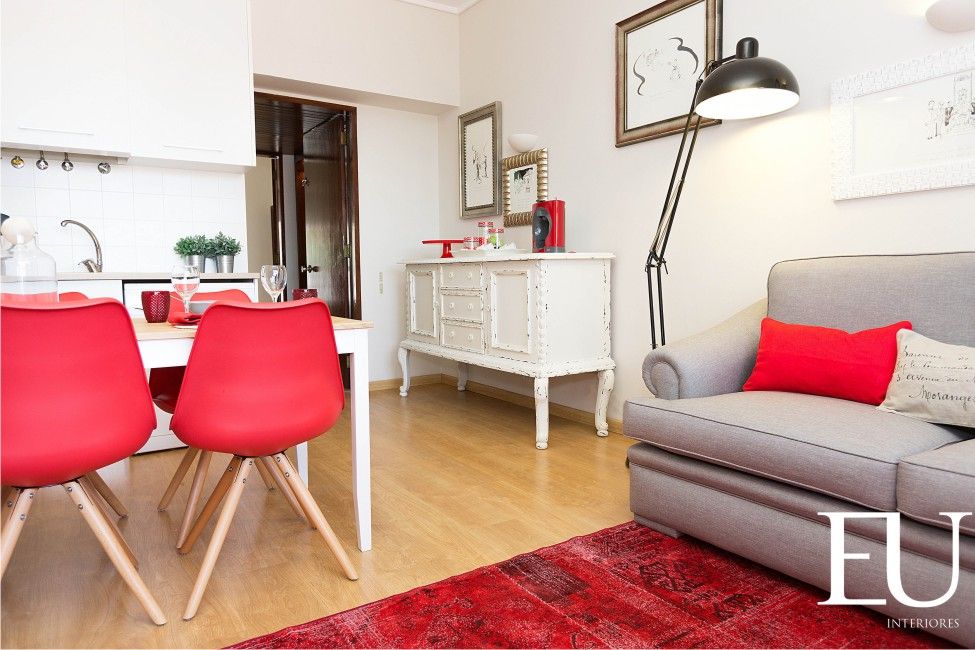 APARTAMENTO TURÍSTICO PRÍNCIPE REAL - LISBOA, TRAÇO 8 INTERIORES TRAÇO 8 INTERIORES Living room