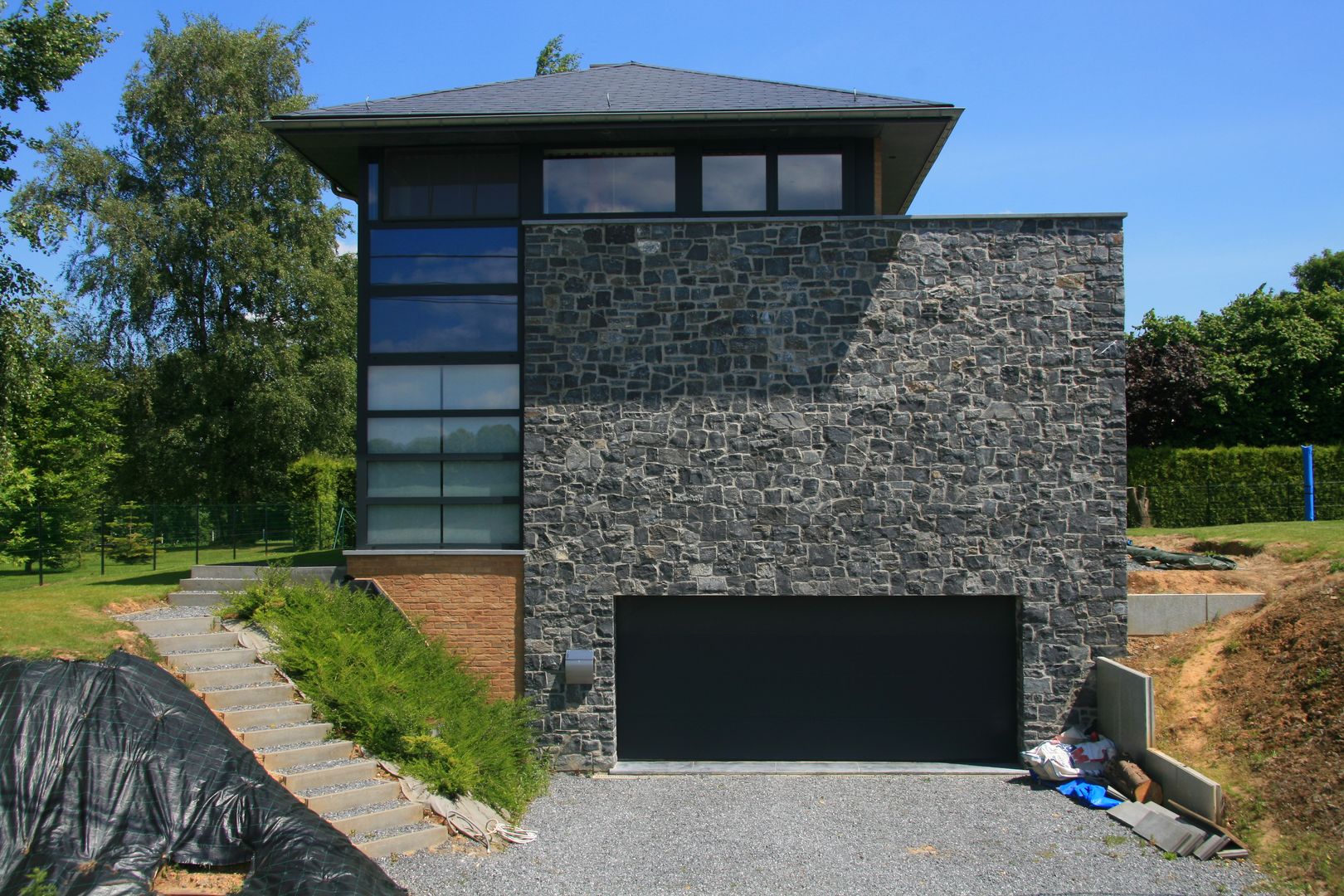 Nouvelle habitation à Marchovelette, DELTA Architects Belgique DELTA Architects Belgique 모던스타일 주택