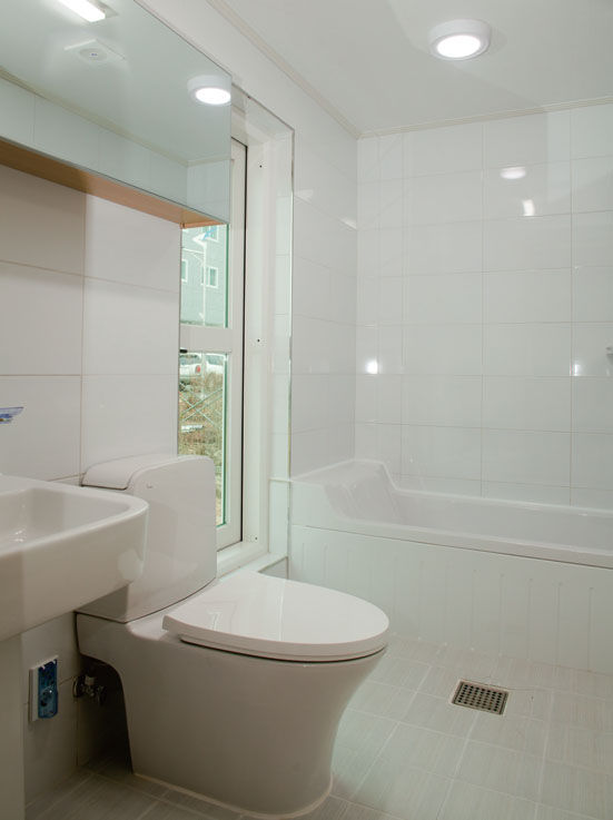 해원이네 , AAPA건축사사무소 AAPA건축사사무소 Salle de bain moderne