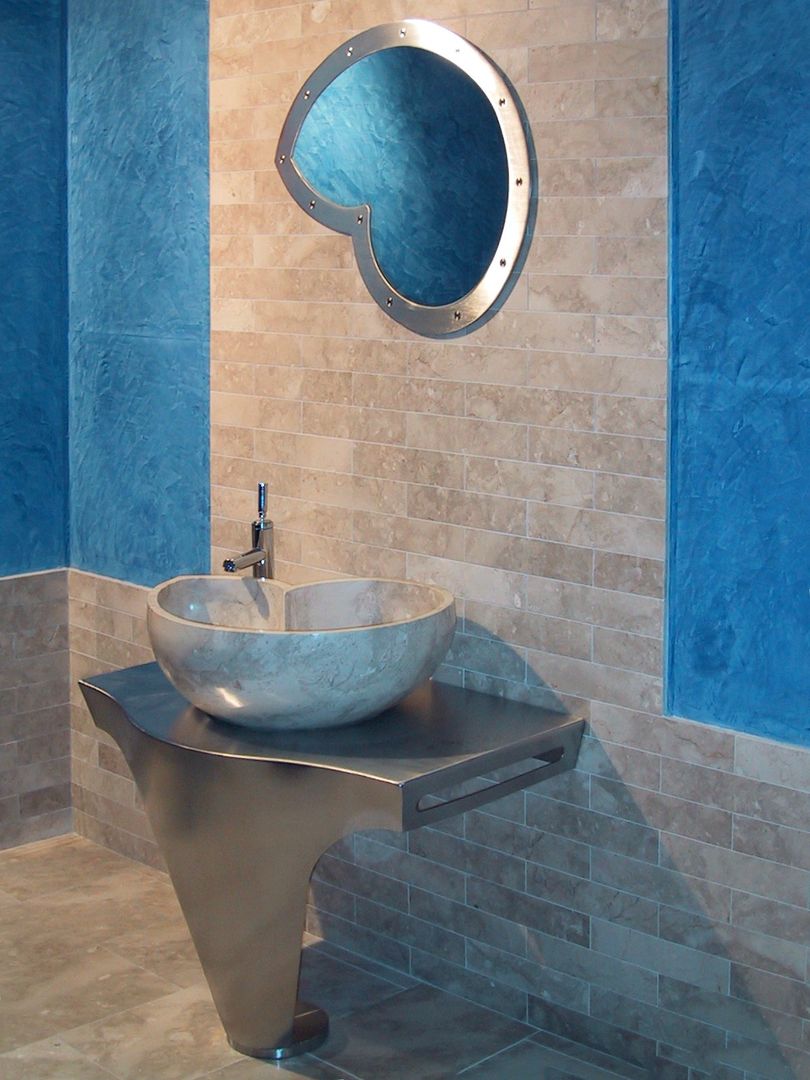 Washbasin in marble Cappuccino, mod. Nautilus CusenzaMarmi 現代浴室設計點子、靈感&圖片 大理石