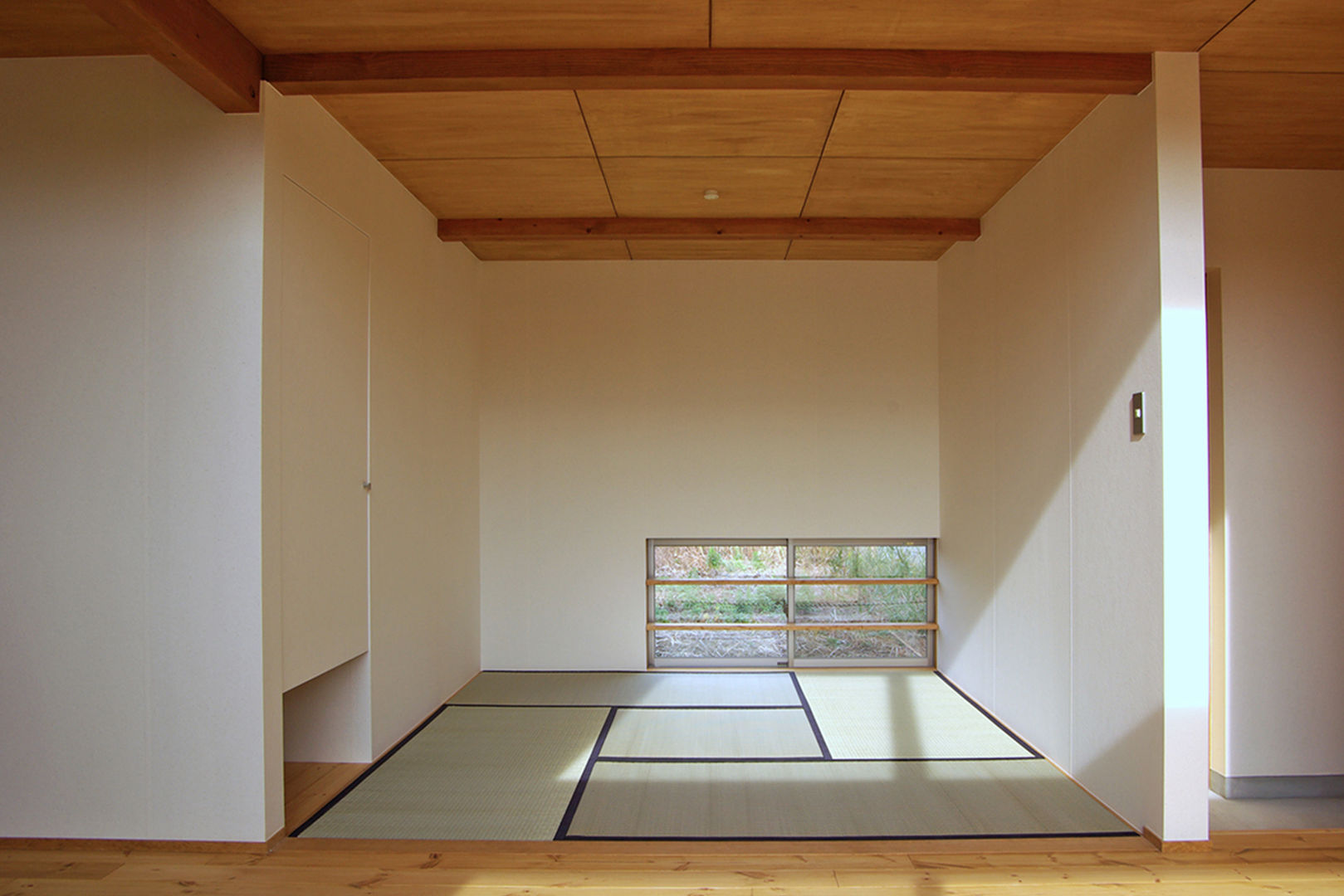 ​簡素居 ～つくばみらい市～, 環境創作室杉 環境創作室杉 Salas multimédia minimalistas