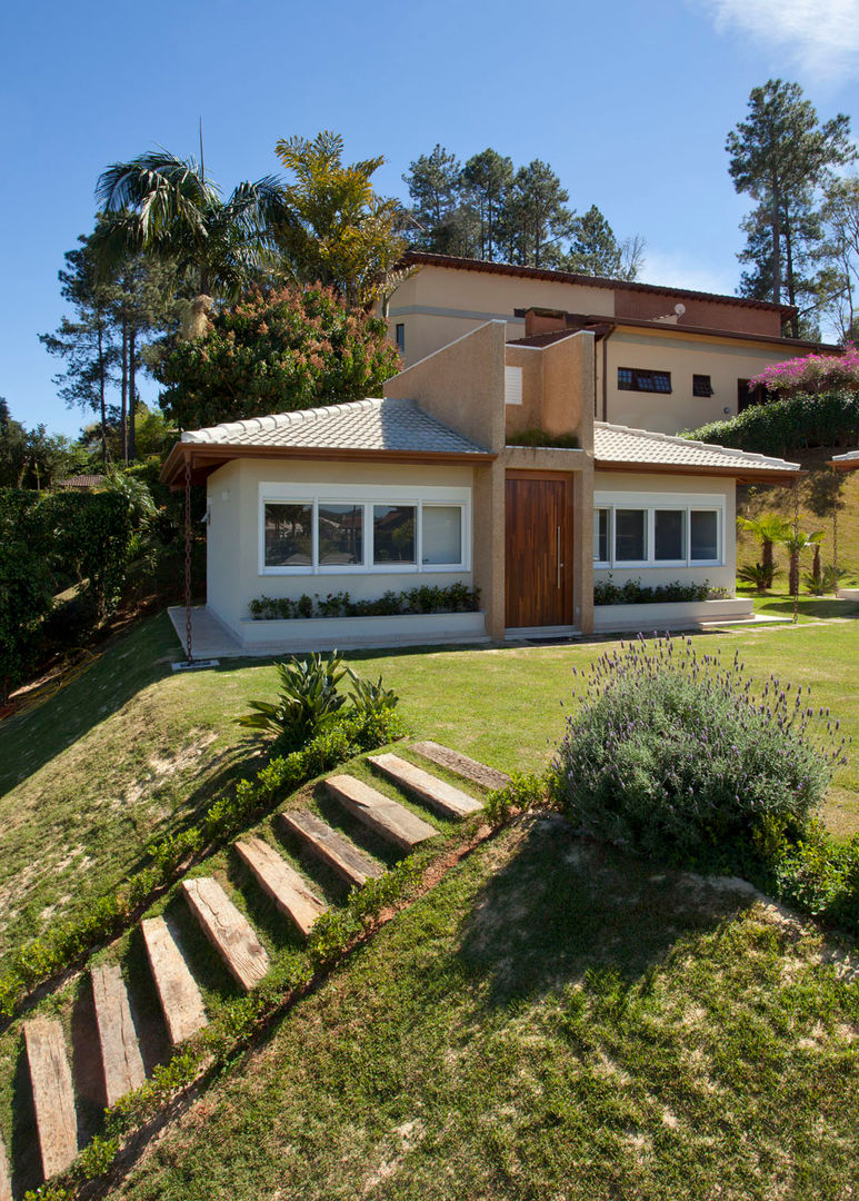 Projeto Atibaia - SP, Samy & Ricky Arquitetura Samy & Ricky Arquitetura 現代房屋設計點子、靈感 & 圖片