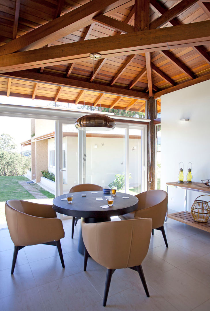 Projeto Atibaia - SP, Samy & Ricky Arquitetura Samy & Ricky Arquitetura Modern living room