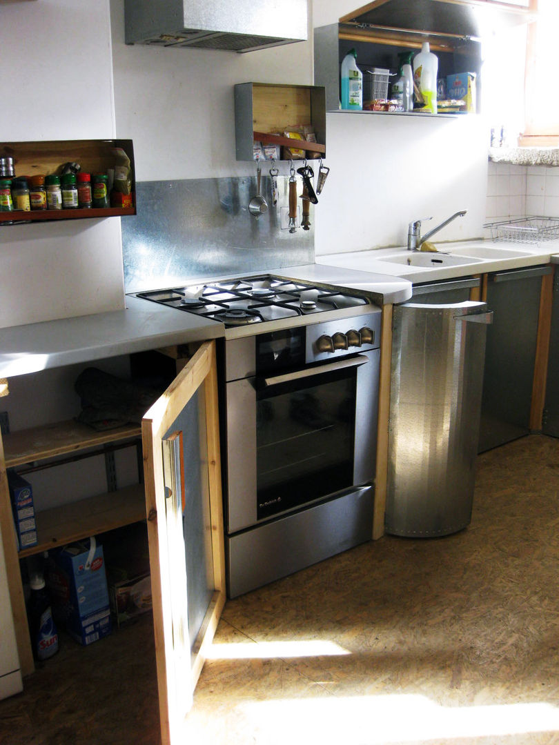 Cuisine, Thibaut Defrance - Cabestan Thibaut Defrance - Cabestan Industrial style kitchen Iron/Steel Cabinets & shelves