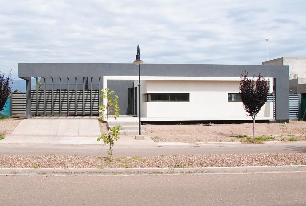 Casa Boedo, Bonomo&Crespo Arquitectura Bonomo&Crespo Arquitectura Casas de estilo ecléctico