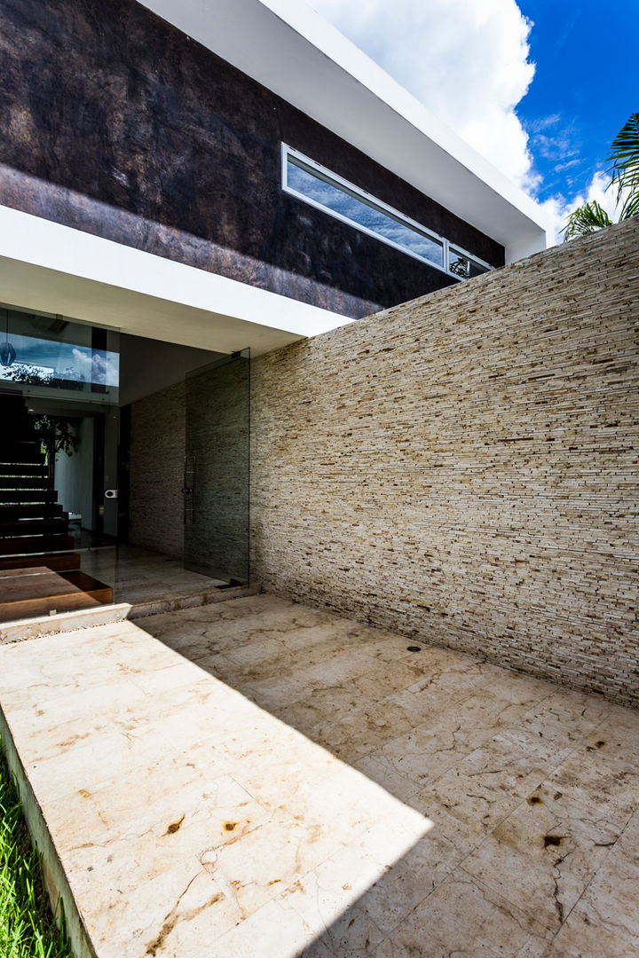 Fantástico Proyecto - Casa K27, P11 ARQUITECTOS P11 ARQUITECTOS ห้องโถงทางเดินและบันไดสมัยใหม่