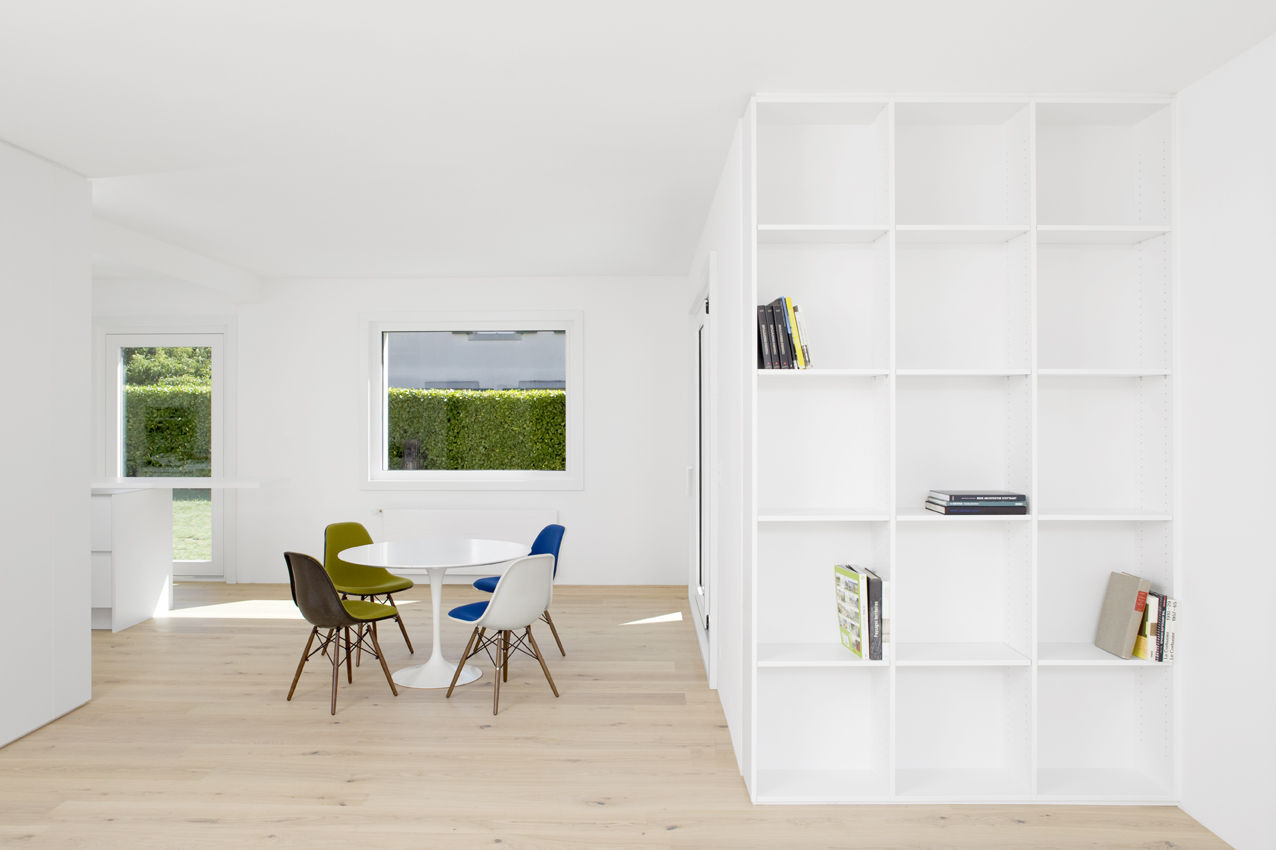 Transformation Maison R, 2b architectes 2b architectes Dining room