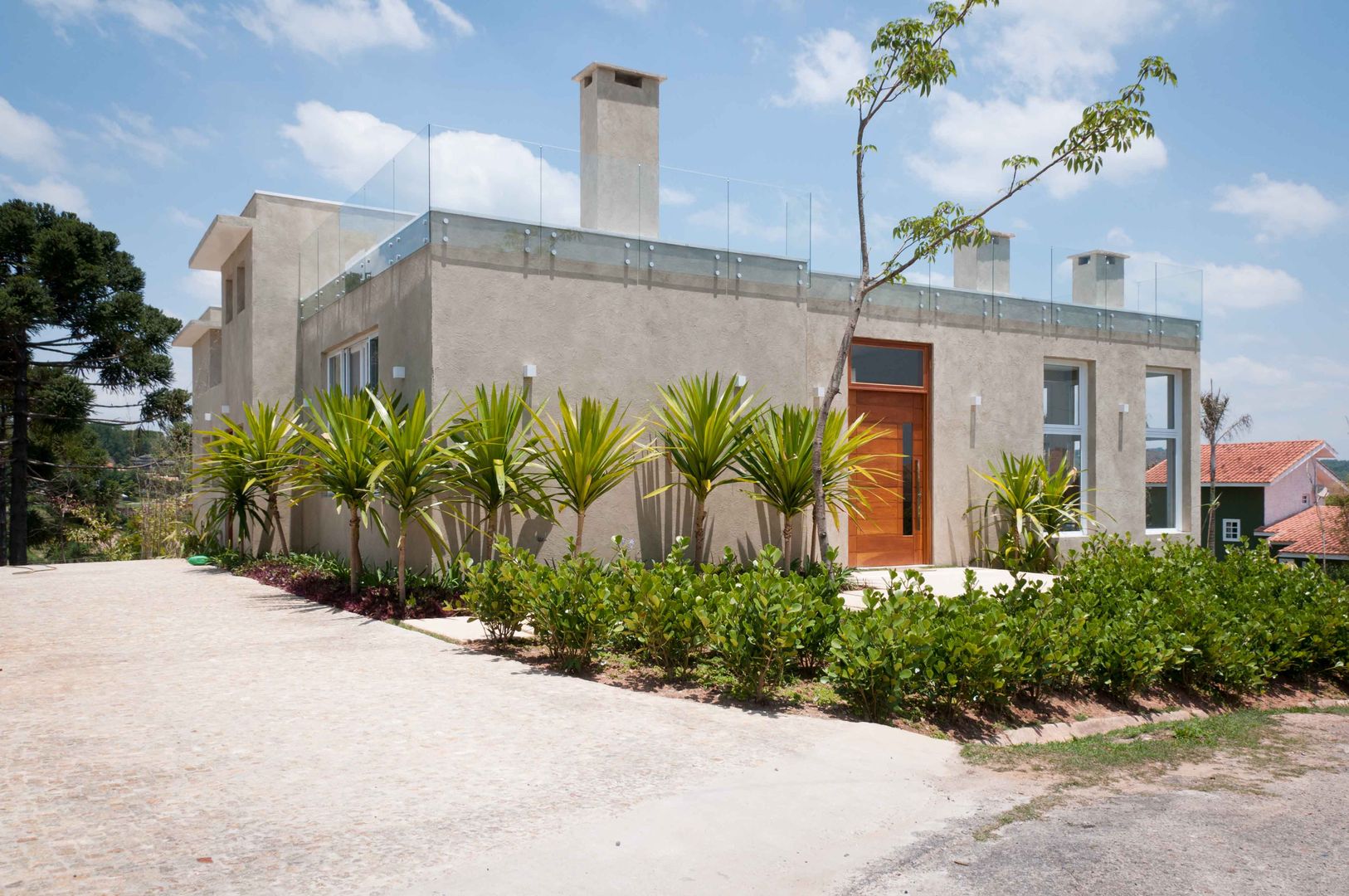 RESIDENCIA CAMPO 2, Martins Valente Arquitetura e Interiores Martins Valente Arquitetura e Interiores Modern Evler