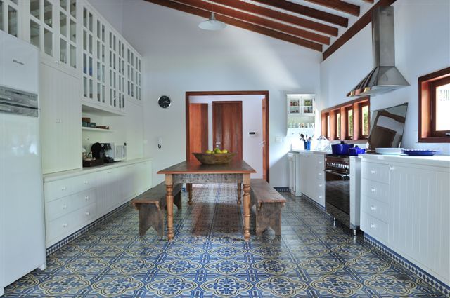 Casa Ilha Bela, Toninho Noronha Arquitetura Toninho Noronha Arquitetura 廚房