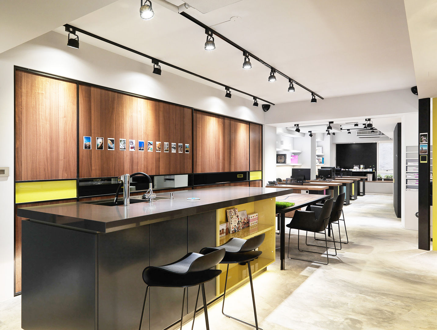 [Office] Limo Design, KD Panels KD Panels Nowoczesne domowe biuro i gabinet Drewno O efekcie drewna