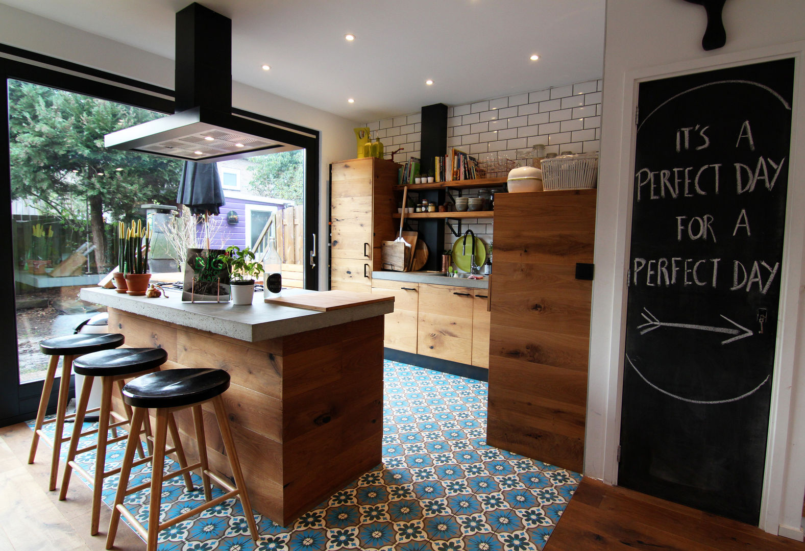 Bertus residency, Diego Alonso designs Diego Alonso designs Modern Kitchen
