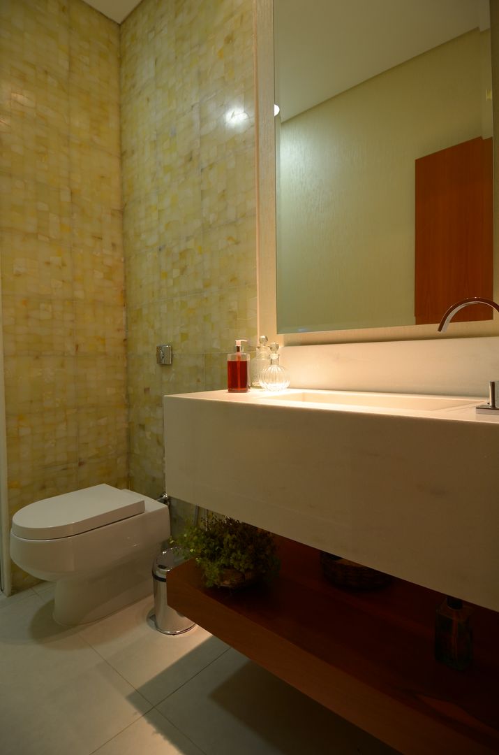 Residência MB, Cabral Arquitetura Ltda. Cabral Arquitetura Ltda. Modern style bathrooms
