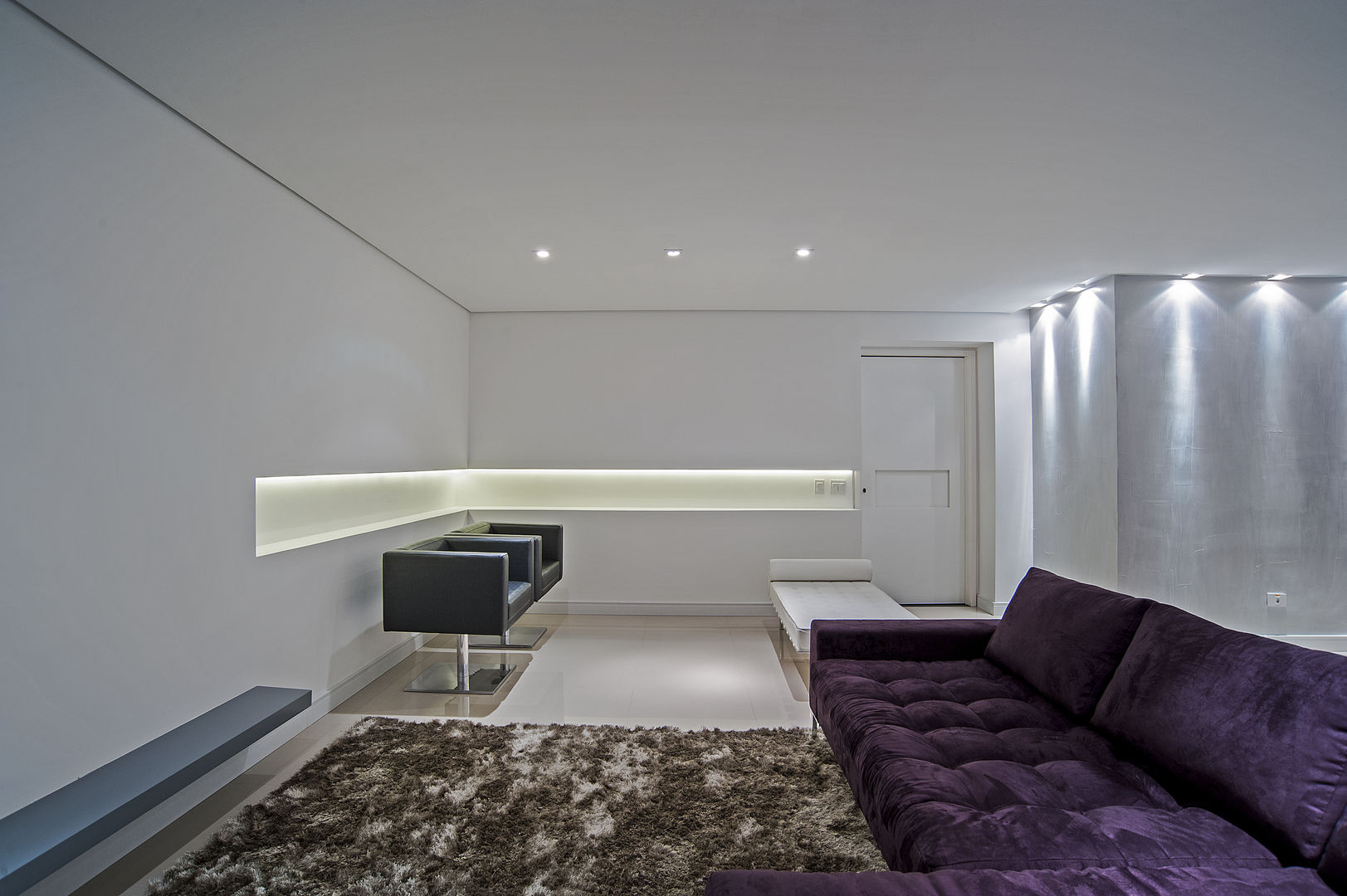 APARTAMENTO HB, Studio Boscardin.Corsi Arquitetura Studio Boscardin.Corsi Arquitetura غرفة المعيشة