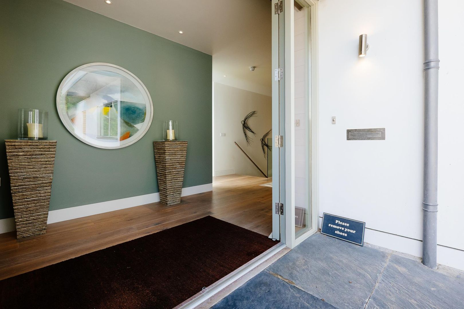 Entrance Perfect Stays Moderne gangen, hallen & trappenhuizen