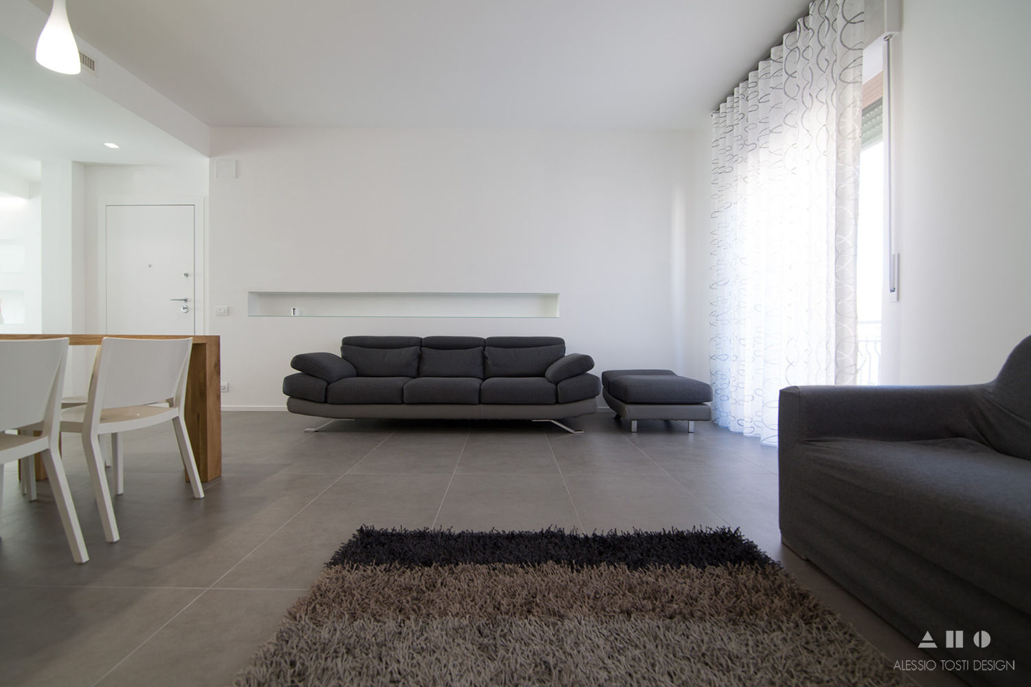 viavenezia, ALESSIO TOSTI DESIGN ALESSIO TOSTI DESIGN Minimalist living room