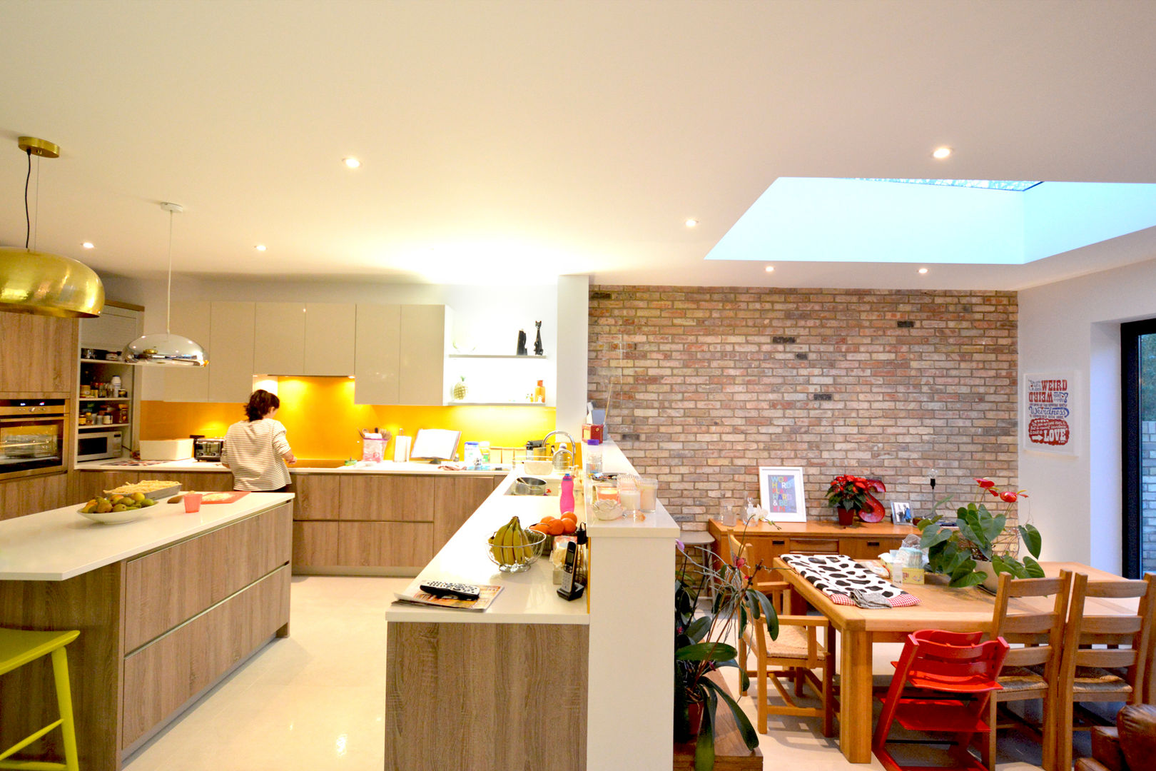 Grange Park, Enfield N21 | House extension GOAStudio London residential architecture limited モダンな キッチン