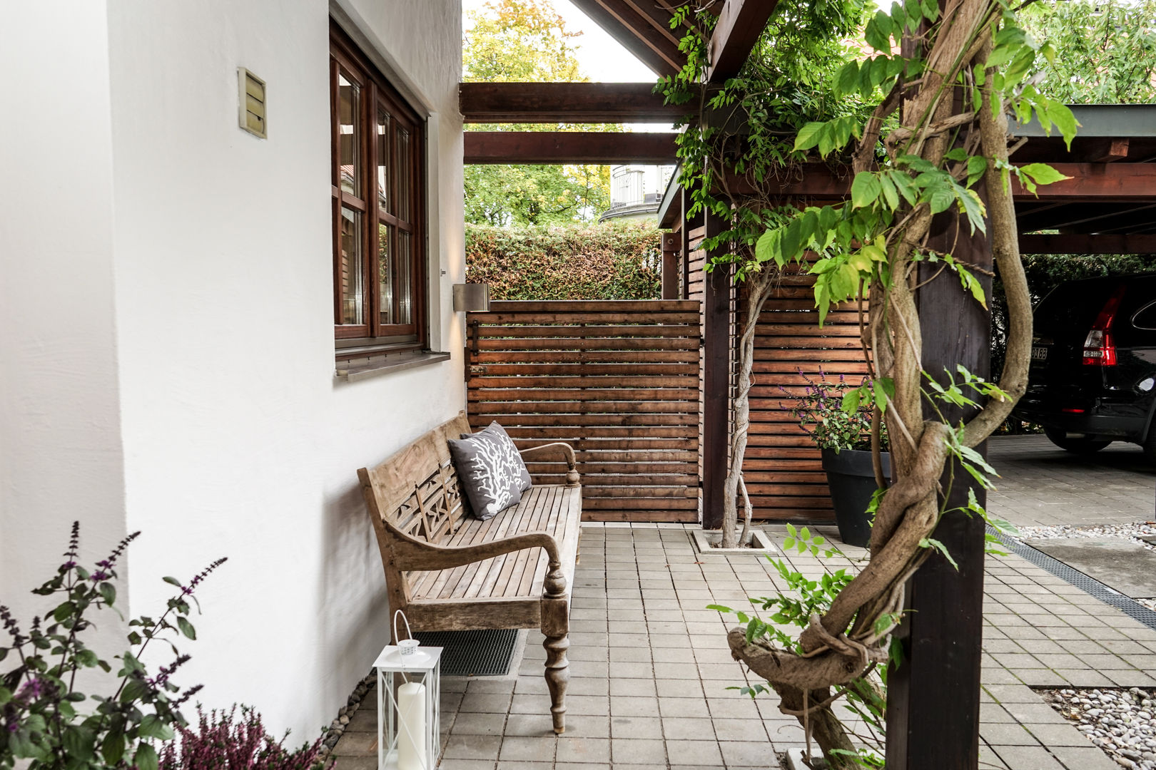 Garten, Home Staging Gabriela Überla Home Staging Gabriela Überla Classic style balcony, porch & terrace