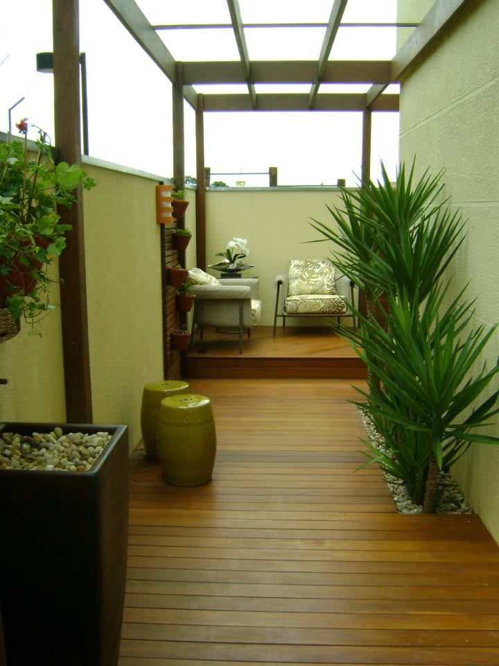 PAISAGISMO: JARDINS BY MC3, MC3 Arquitetura . Paisagismo . Interiores MC3 Arquitetura . Paisagismo . Interiores 모던스타일 정원