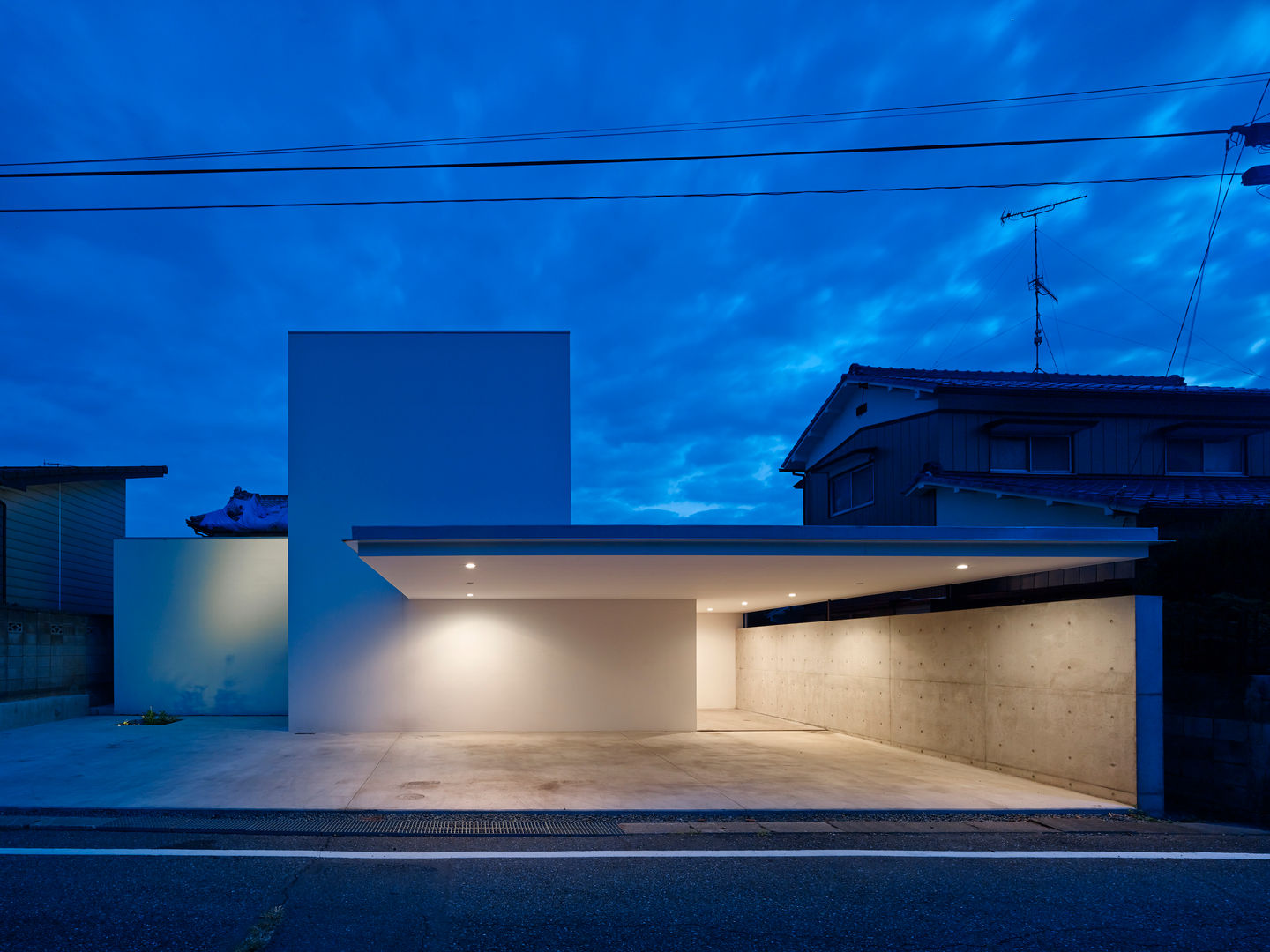 高林東町の家, 小野里信建築アトリエ 小野里信建築アトリエ Modern houses