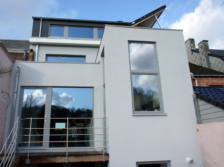 Rénovation d'une habitation à Namur, Bureau d'Architectes Desmedt Purnelle Bureau d'Architectes Desmedt Purnelle Modern Evler