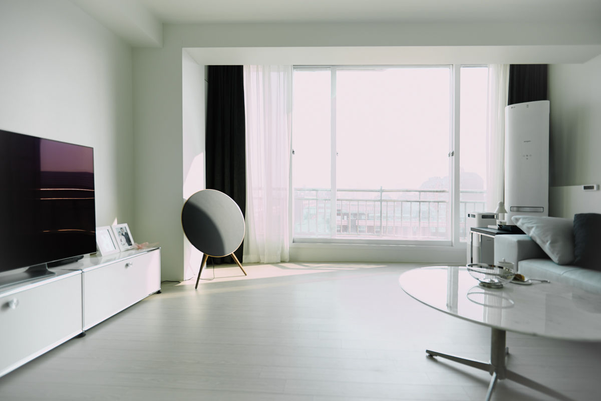 압구정 한양아파트, 샐러드보울 디자인 스튜디오 샐러드보울 디자인 스튜디오 İskandinav Giyinme Odası